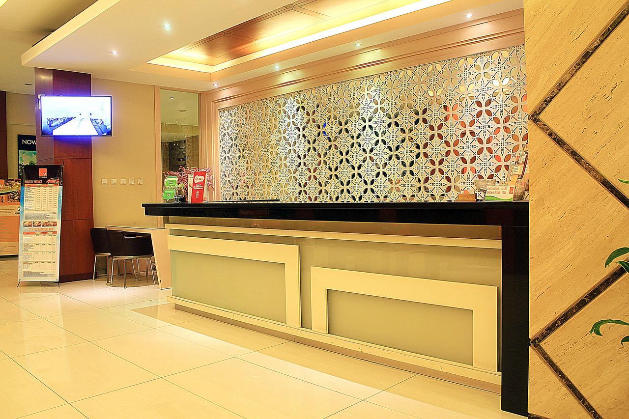 Zen Premium Setrawangi Raya Hotel Bandung Ngoại thất bức ảnh
