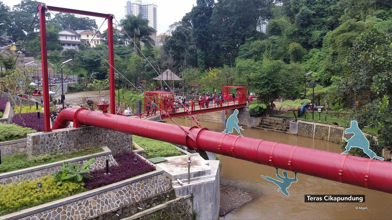 Zen Premium Setrawangi Raya Hotel Bandung Ngoại thất bức ảnh